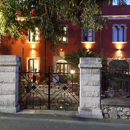 Villa Astoria-2